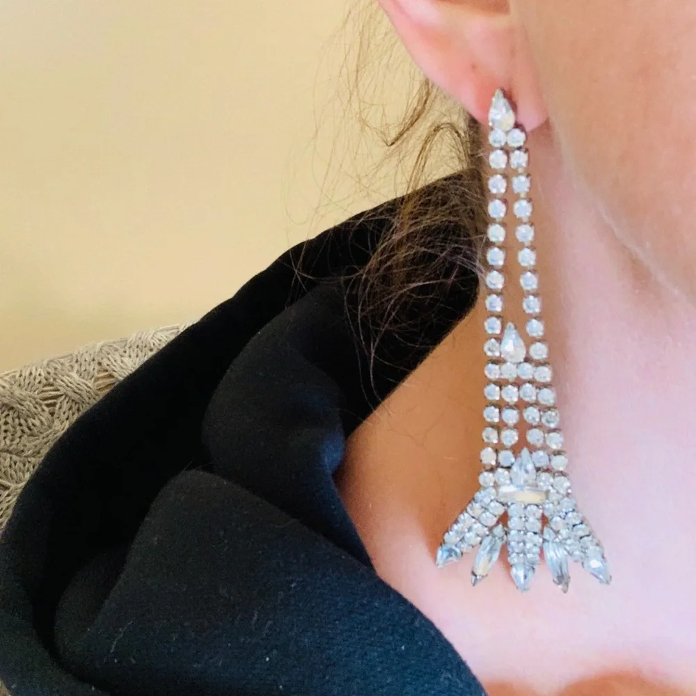 Rare dragon claw vintage long earrings magical?